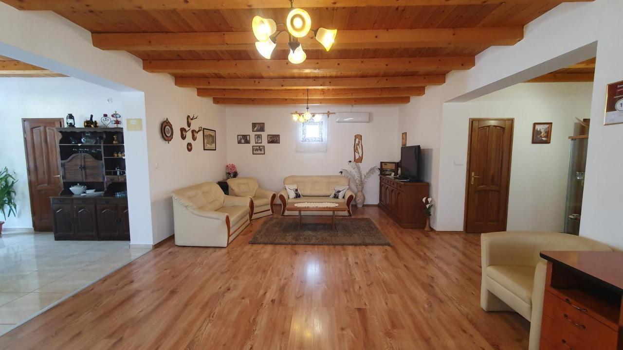 Kékszilva Vendégház Pap Exterior foto